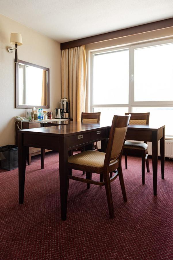 Hotel Mop Olesnica Mala Kurowskie Chalupy Kültér fotó